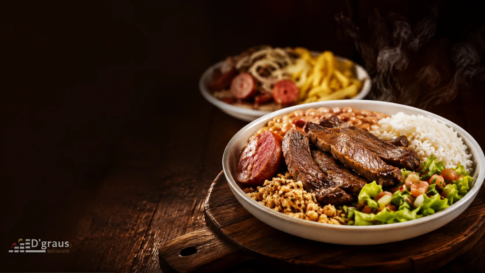 Prato de churrasco na brasa do D'Graus com carne, linguiça, arroz e farofa